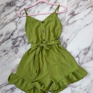 Olive Green Button-Front Tie Waist Romper | Women’s XS | Ruffle Hem